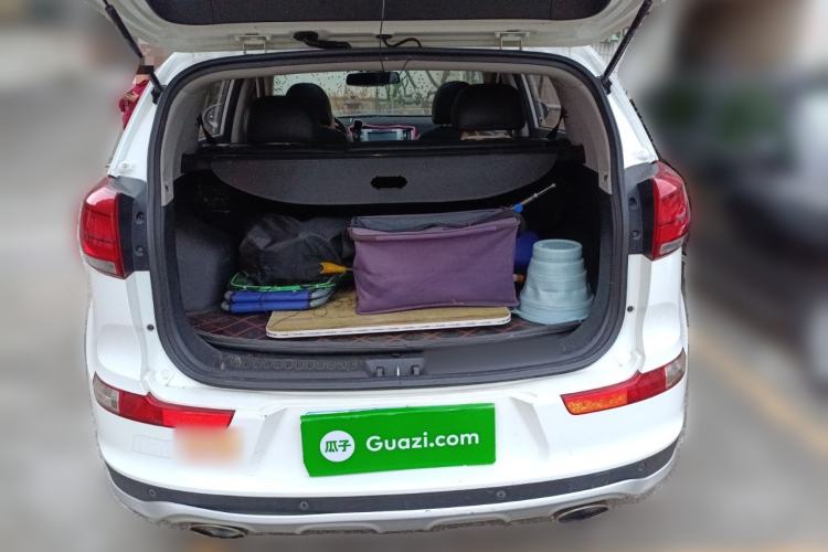 Used Kia Sportage R 2015 2.0L Automatic Two-Wheel Drive DLX Model Trunk