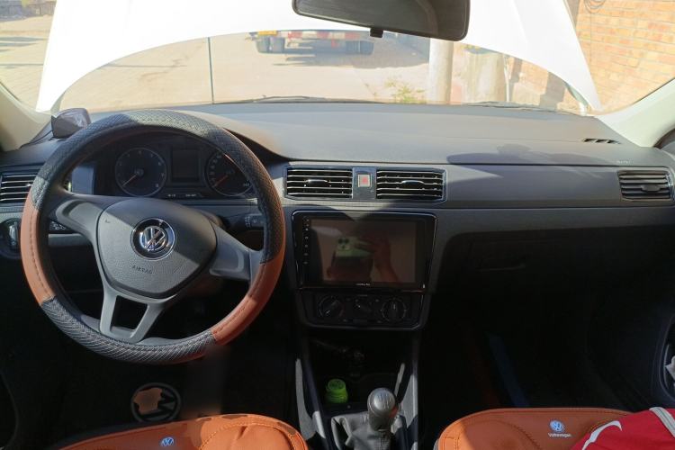 Used Volkswagen Santana 2021 1.5L Manual Fashion Edition Center Console