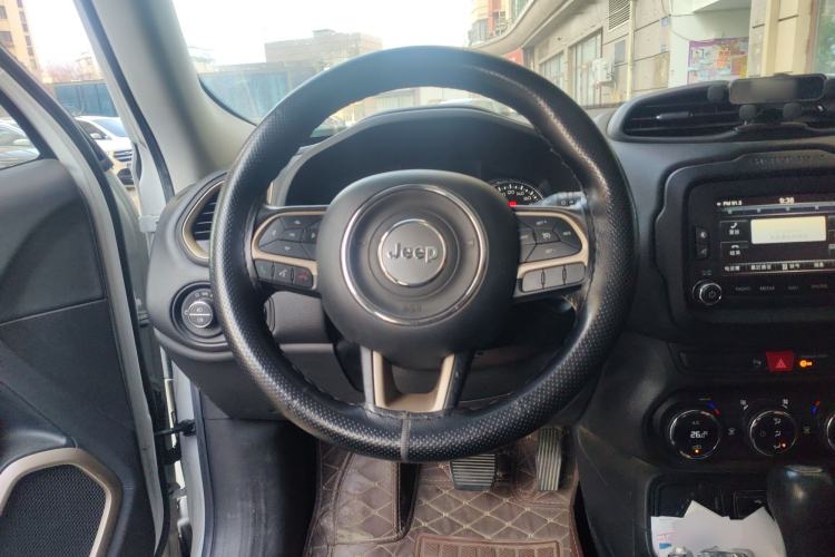 Used Jeep Renegade 2017 180T Automatic Smart Version