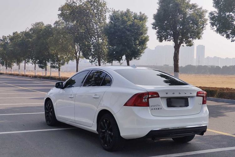 Used Volvo S60 2019 S60L Facelift T5 Intelligent Advanced Edition