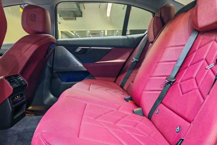 Used BMW 5 Series 2024 525Li M Sport Package Interior 3