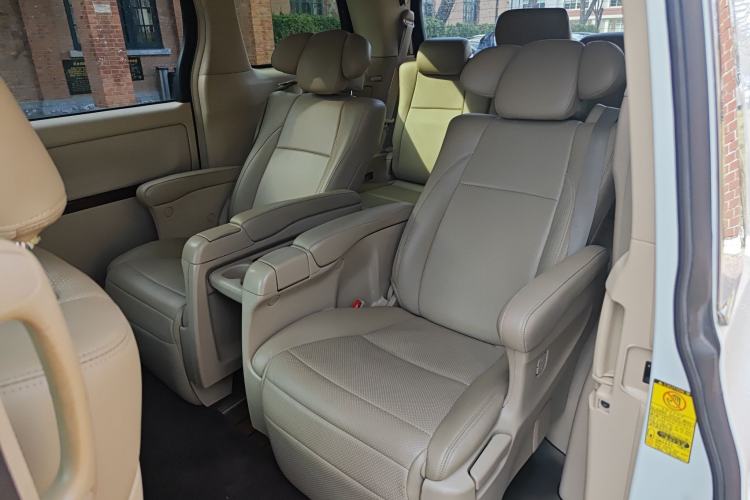 Used Toyota Alphard 2011 3.5L Luxury Edition
