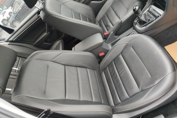 Used Volkswagen Bora 2016 1.6L Manual Comfort Model
