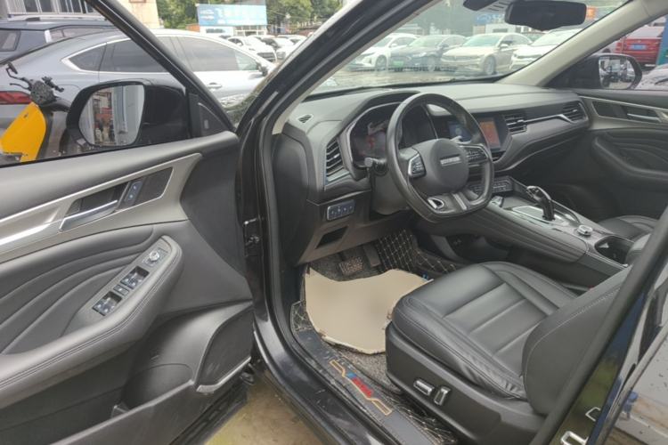 Used Haval F7 2020 2.0T Two-Wheel Drive i-Van
