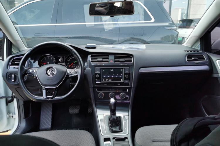 Used Volkswagen Golf 2018 230TSI Automatic Comfort Model