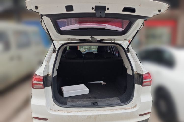 Used Roewe RX5 2018 20T Two-Wheel Drive Automatic Internet Smart Edition
