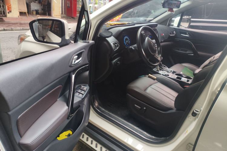 Used GAC Trumpchi GS4 2018 235T Automatic Two-Wheel Drive Luxury Smart Connectivity Version
