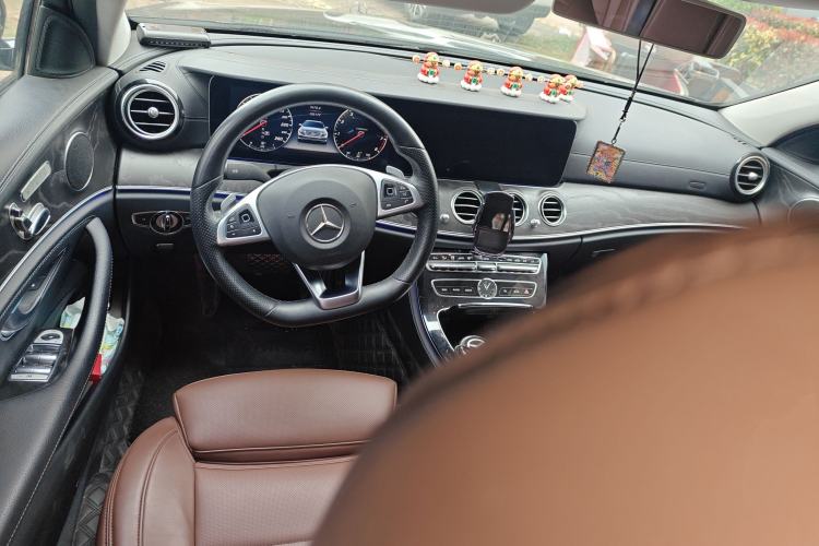 Used Mercedes-Benz E-Class 2016 E 200 L Sport Edition
