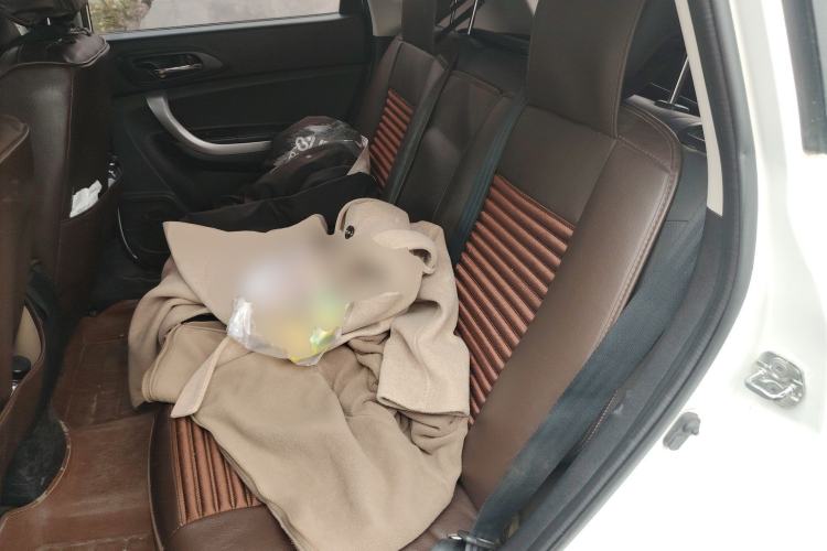 Used CHANGAN CS35 2016 1.6L Manual Luxury Model China IV Standard Left Rear Seat