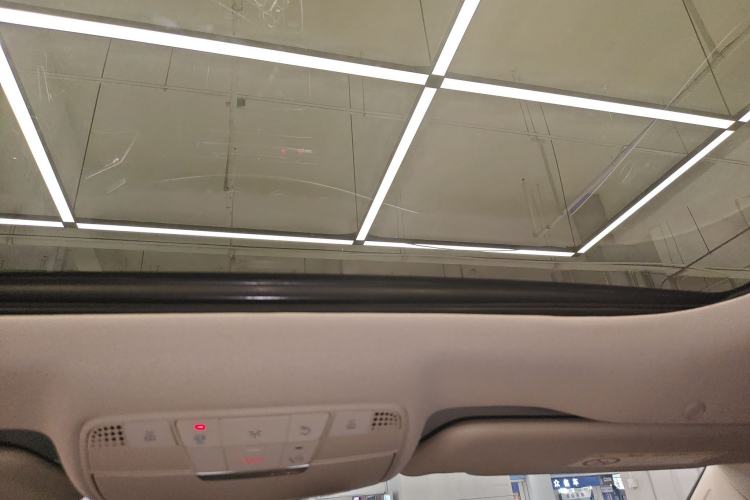 Used Mercedes-Benz E-Class 2023 E 260 L 4MATIC Headliner