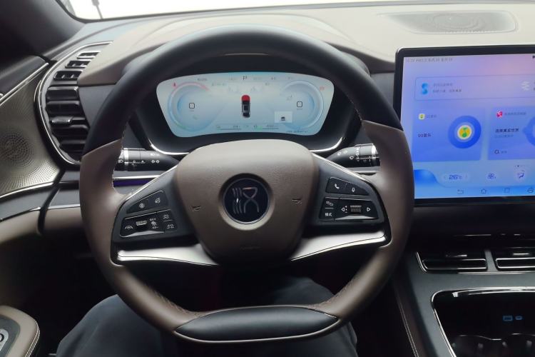 Used BYD Han 2023 DM-i Champion Edition 121KM Prestige Model
