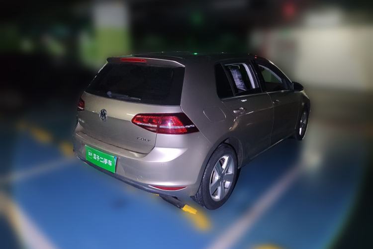 Used Volkswagen Golf 2017 1.6L Automatic Comfort Million-Vehicle Anniversary Edition
