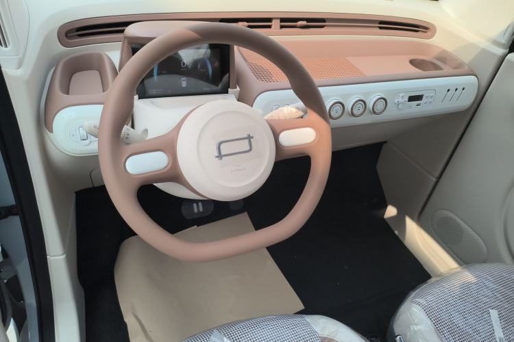 Used Bestune Pony 2026 222km Colorful Horse
