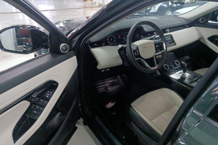 Used Land Rover Range Rover Evoque 2021 Range Rover Velar L 249PS R-Dynamic First Edition