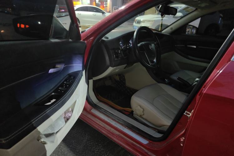 Used BAIC New Energy EU 2016 EU260 Enjoy Edition Driver Seat