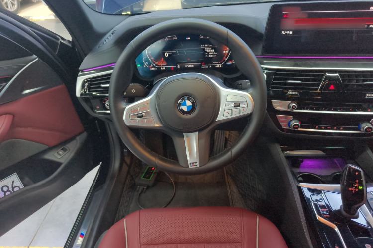 Used BMW 5 Series 2022 Second Facelift 525Li M Sport Package
