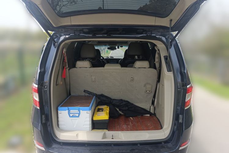 Used Buick GL8 2011 3.0L GT Luxury Business Haoya Edition Trunk