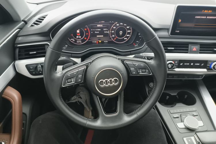 Used Audi A4L 2018 30th Anniversary Edition 40 TFSI Fashion Model