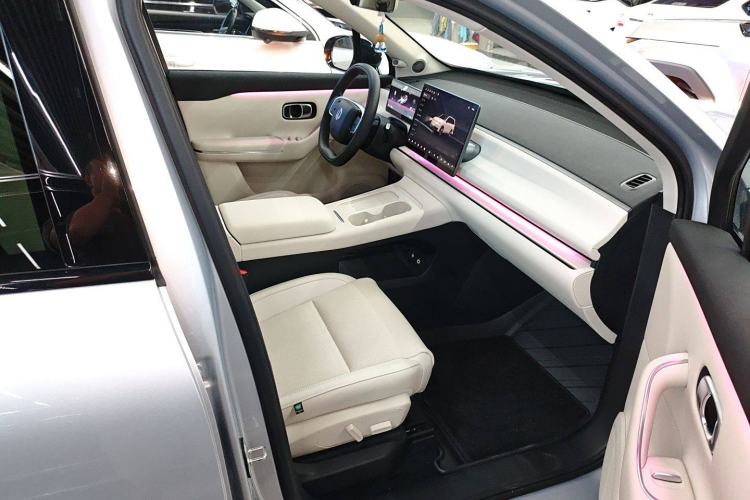 Used Leapmotor C16 2024 Pure Electric 520 Deluxe Edition