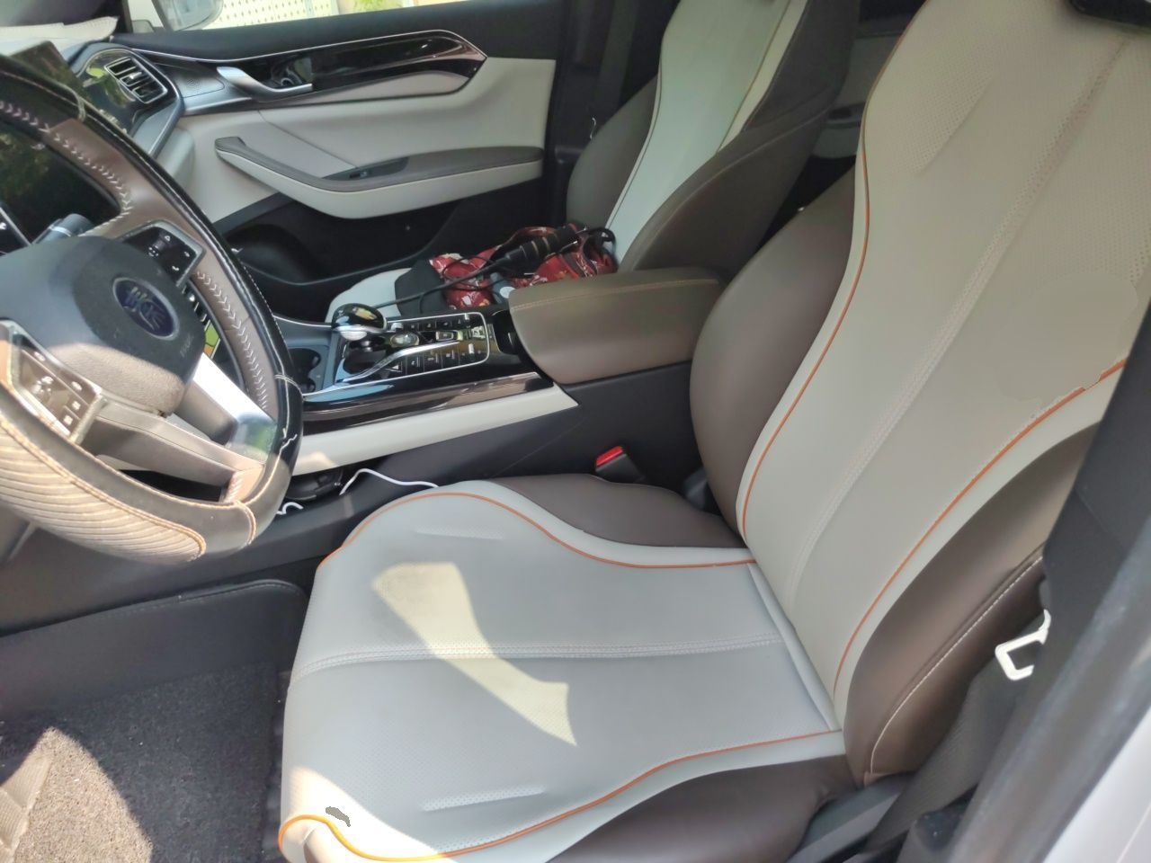 BYD Qin PLUS 2023 Champion Edition DM-i 120KM Beyond Model — снимка 15