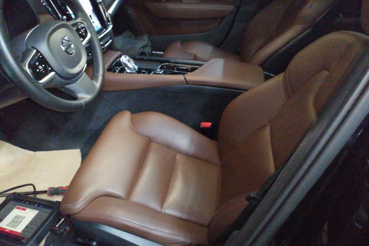 Used Volvo S90 2024 B5 Zhiyuan Luxury Edition
