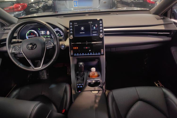 Used Toyota Avalon 2019 Dual-Engine 2.5L Luxury Edition China VI Standard