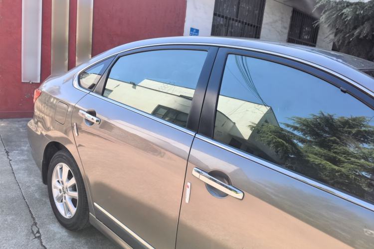 Used Nissan Sylphy 2016 Classic 1.6XE Manual Leading Edition Exterior 5