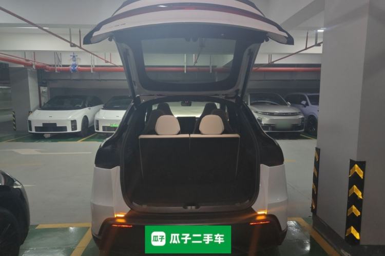 Used Tesla Model Y L 2025 Model Long-Range All-Wheel-Drive Version