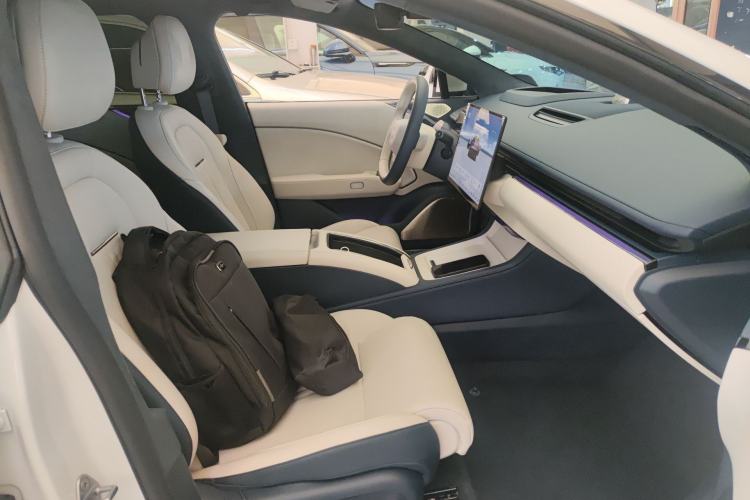 Used Zeekr 007 2025 Four-Wheel Drive Intelligent Driving Version 75 kWh Right Front Seat