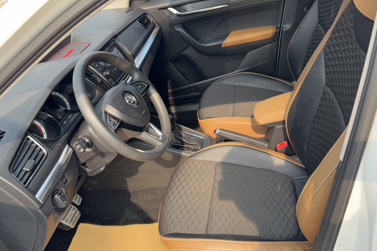 Used Skoda Kamiq 2018 1.5L Automatic Comfort Edition China VI Standard Driver Seat