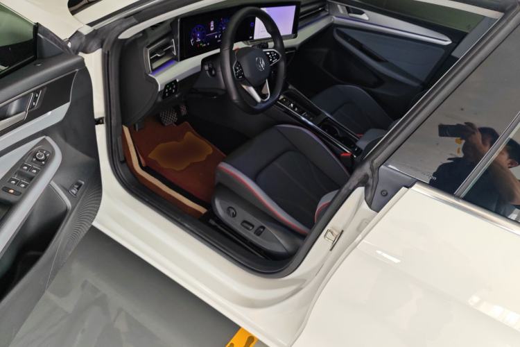 Used Volkswagen Lamando 2022 Lavida L 280TSI DSG Cool & Spicy Edition