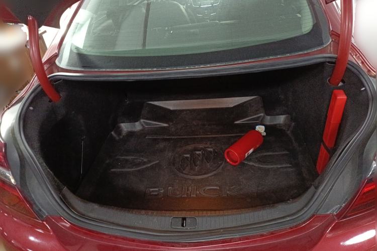 Used Buick Regal 2015 1.6T Leading Technology Model Trunk