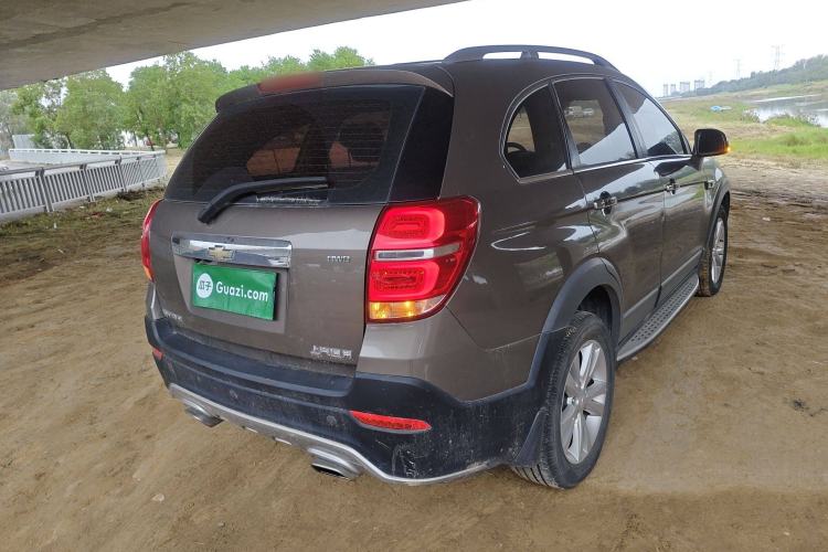 Used Chevrolet Captiva 2017 2.4L 4x4 Flagship Edition 7-Seater