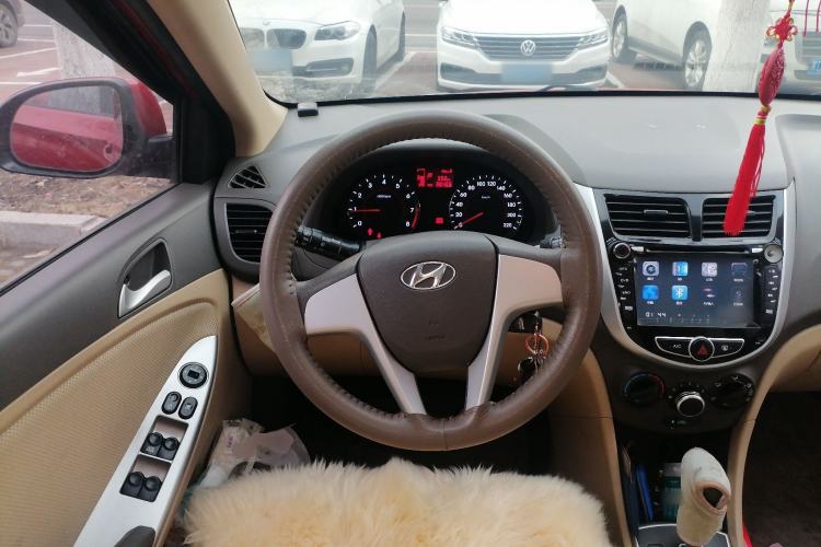 Used Hyundai Verna (older generation) 2010 Sedan 1.4L Automatic Fashionable GT Model Steering Wheel