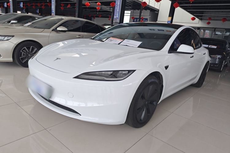 Used Tesla Model 3 2023 Long-Range All-Wheel-Drive Version
