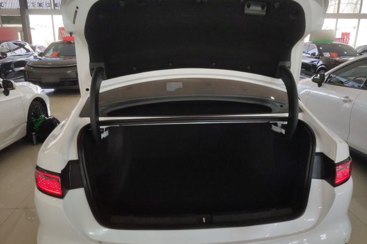 Used BYD Seal 05 DM-i 2025 DM-i Smart Drive 55KM Luxury Model Trunk