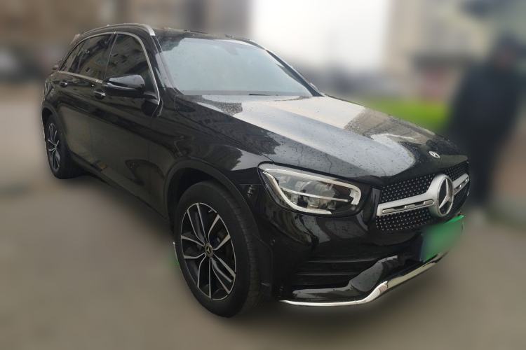 Used Mercedes-Benz GLC 2021 GLC 260 L 4MATIC Luxury Model Front Right 45 Deg