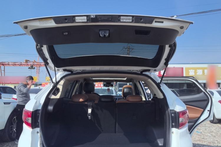 Used Soueast DX7 2015 1.5T Automatic Prestige Model