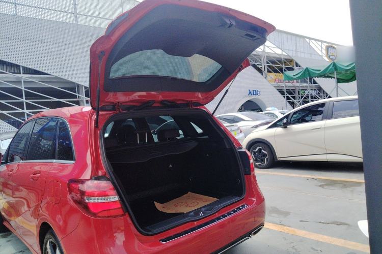 Used Mercedes-Benz B-Class 2017 B 200 Fashion Model
