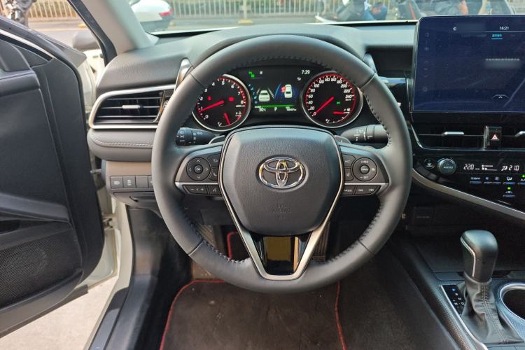 Used Toyota Camry 2021 2.0S FENGSHANG Edition