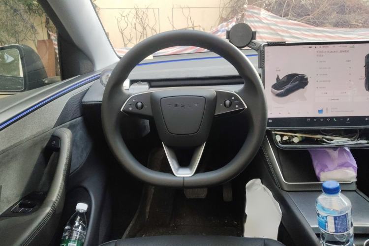 Used Tesla Model Y 2025 Long-Range All-Wheel Drive First Edition
