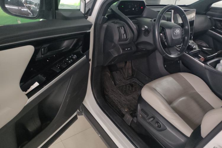Used Toyota GAC bZ4X 2022 Long-Range Pro Driver Seat