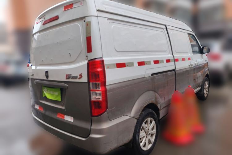 Used Jinbei New Hiace S 2018 1.5L Wealth Edition Van DLCG14
