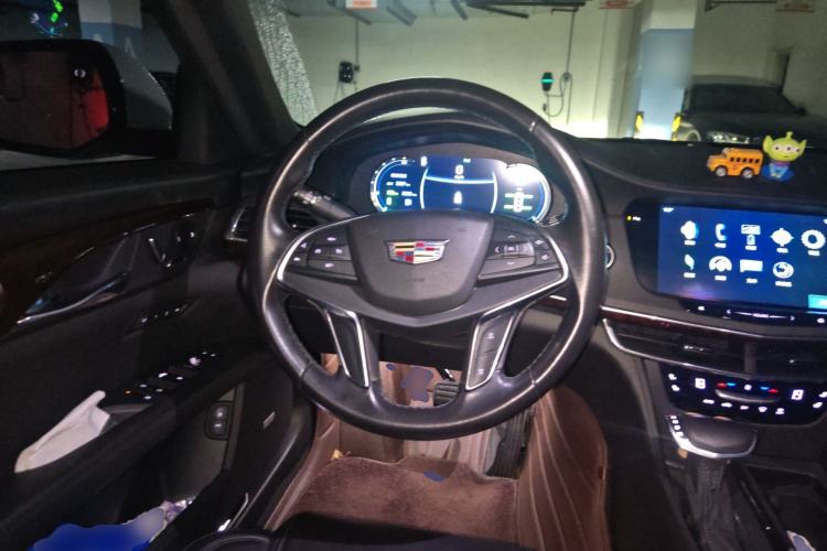 Used Cadillac CT6 PLUG-IN 2017 30E Elite Version Steering Wheel