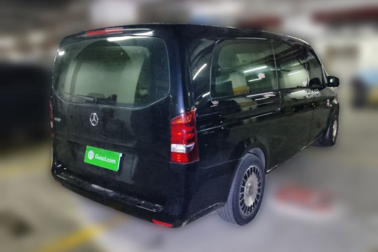 Used Mercedes-Benz Vito 2018 2.0T Elite Version 7 Seats China VI Emission Standard
