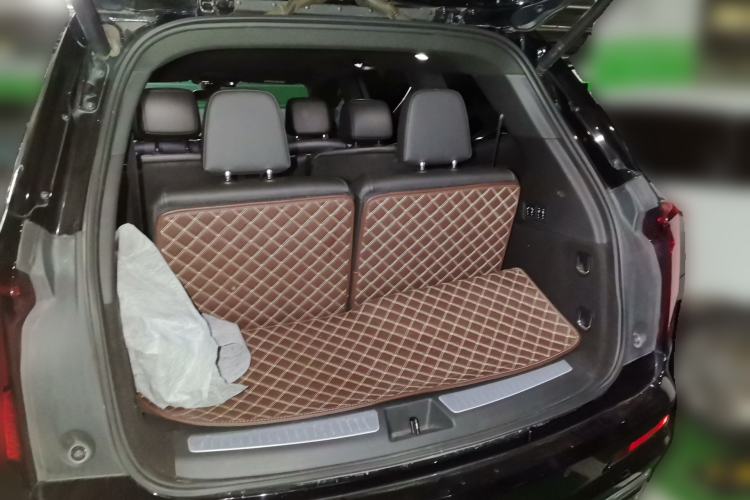 Used Cadillac XT6 2021 2.0T 6-Seater Two-Wheel Drive Luxury Version Trunk