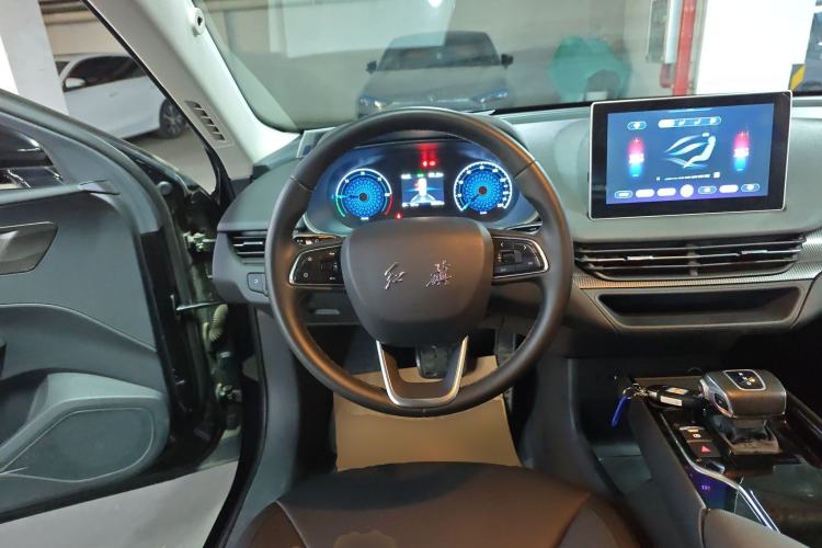 Used Hongqi E-QM5 2021 Online Booking Charging Basic Edition 5 Seats
