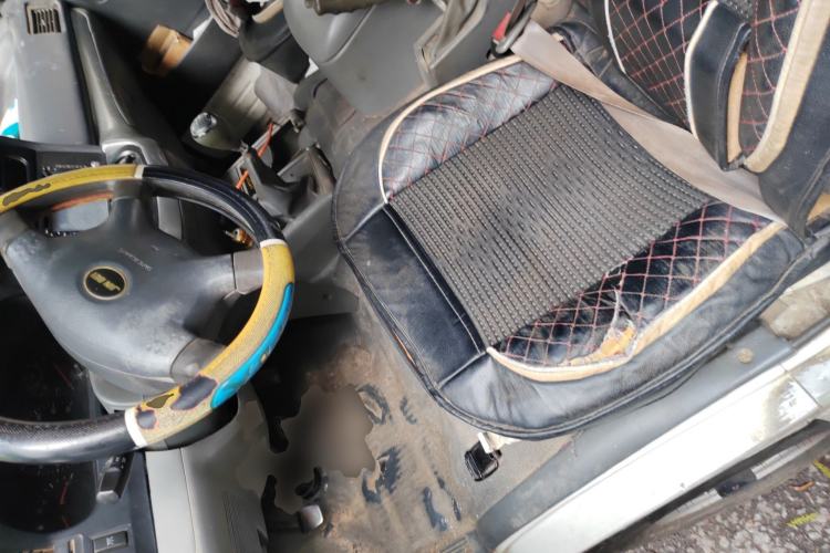 Used Jinbei Hiace 2011 2.0L 5th Generation Power King Classic 4G20D4B