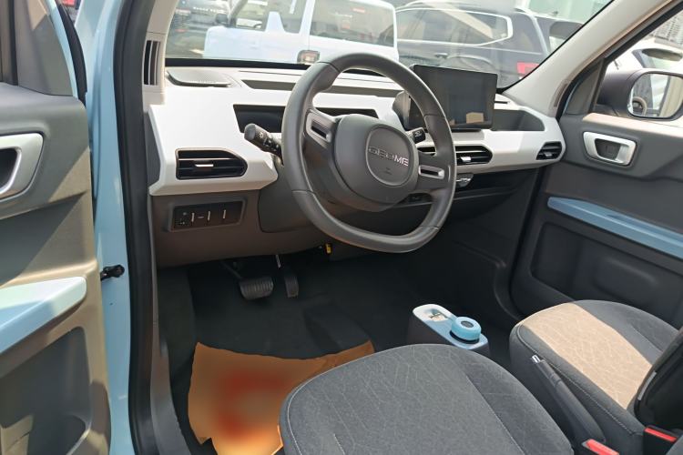 Used Geely Galaxy Panda 2023 Panda Mini 200km Endurance Bear