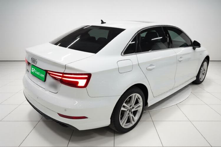 Used Audi A3 2019 Limousine 35 TFSI Fashion Edition China V standard